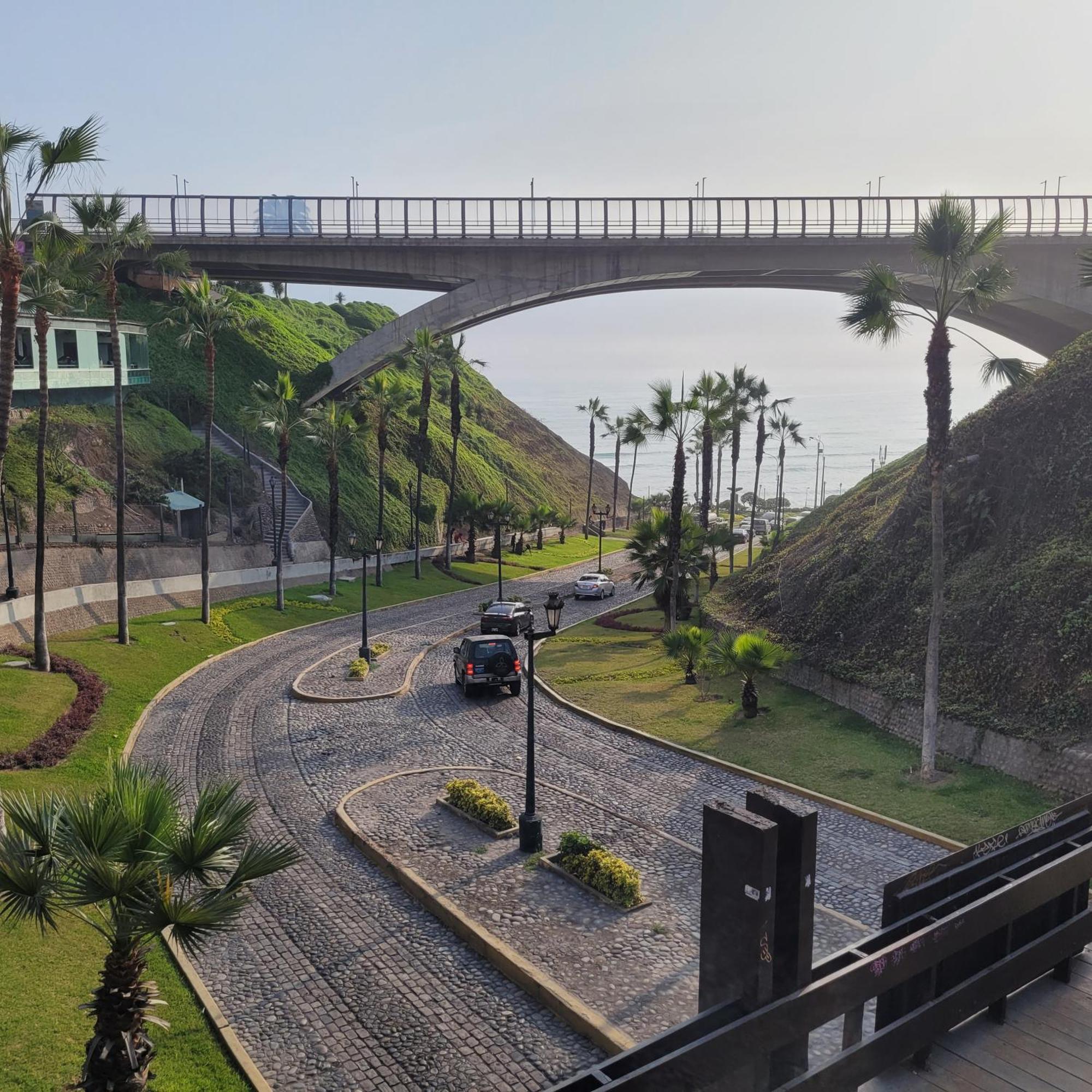 The Guest House 1 At The Booming Center Of Miraflores, Lima - Peru Esterno foto