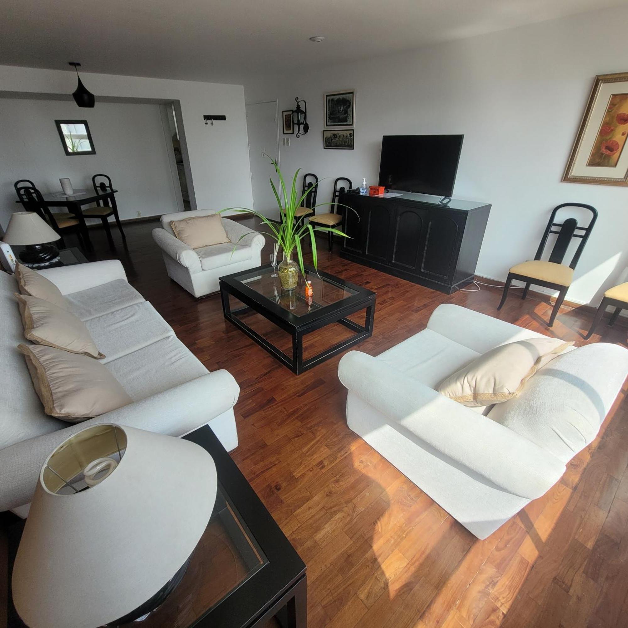 The Guest House 1 At The Booming Center Of Miraflores, Lima - Peru Esterno foto