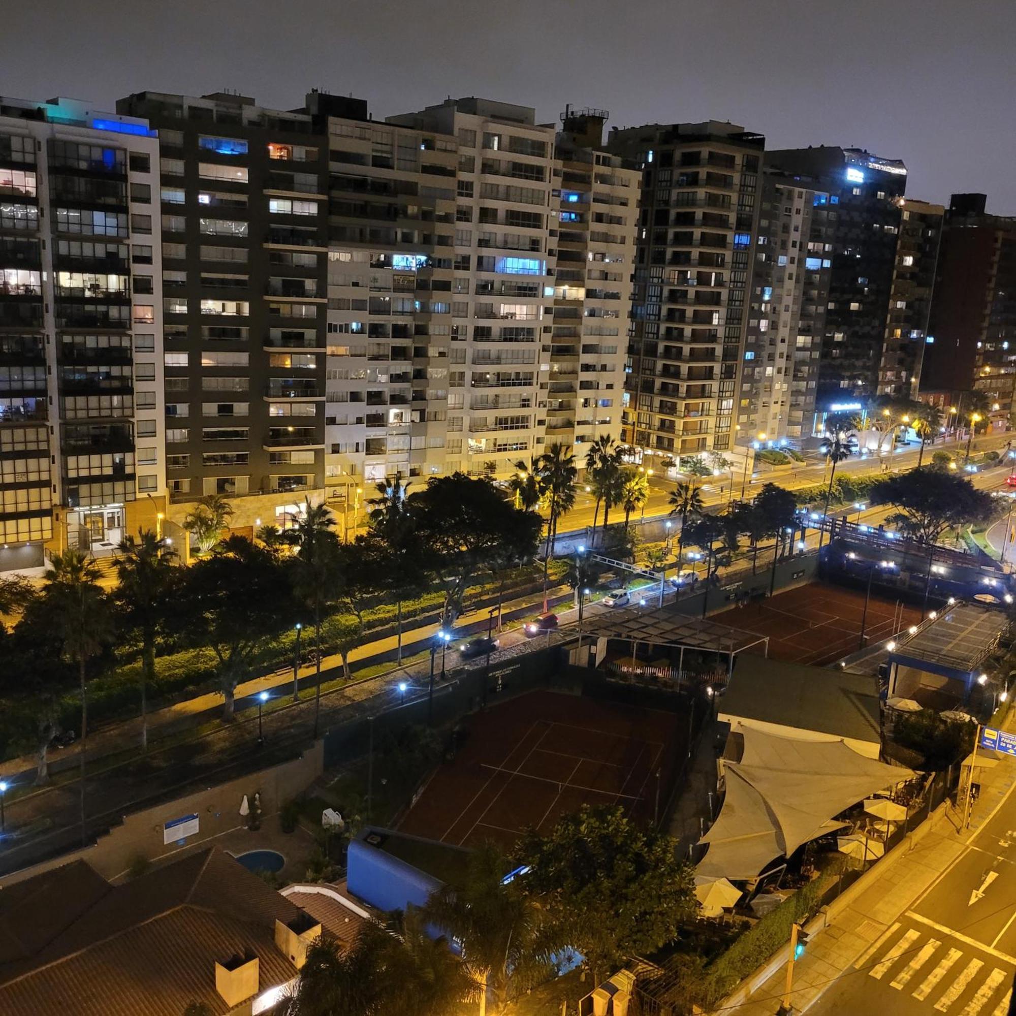 The Guest House 1 At The Booming Center Of Miraflores, Lima - Peru Esterno foto